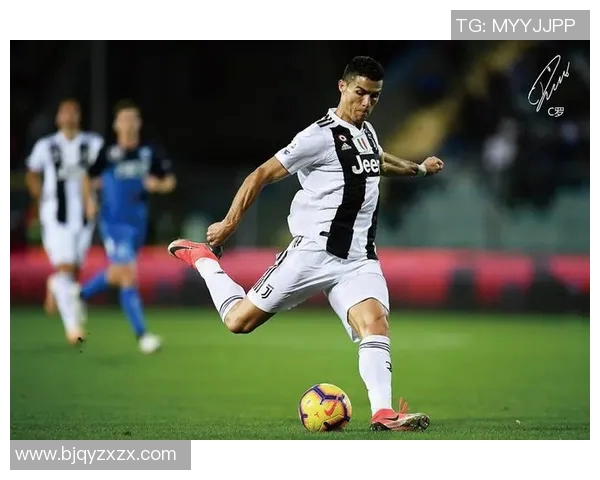 黑帮与足球明星之间的复杂关系及其背后的尊重与利益交织分析