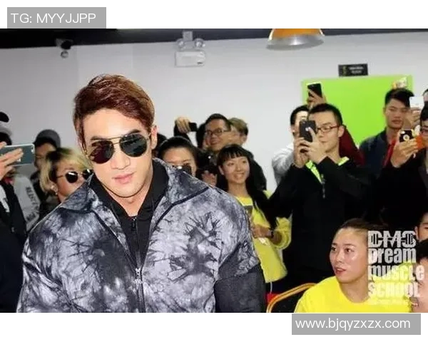 足球明星中国行与韩国行的对比分析及其影响力探讨