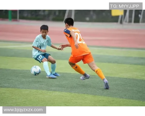 体育人田径俱乐部携手共进打造全新竞技平台助力青少年成长与发展